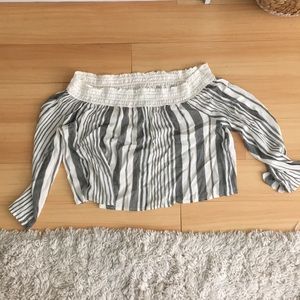 En Créme off-the-shoulder top